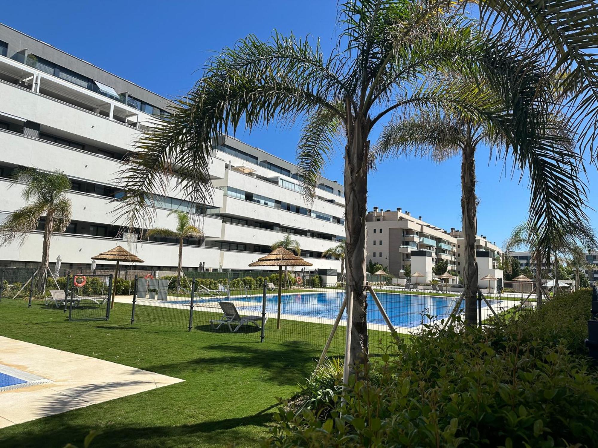 Alamar P&O Corporate Accommodation Τορρεμολίνος Εξωτερικό φωτογραφία